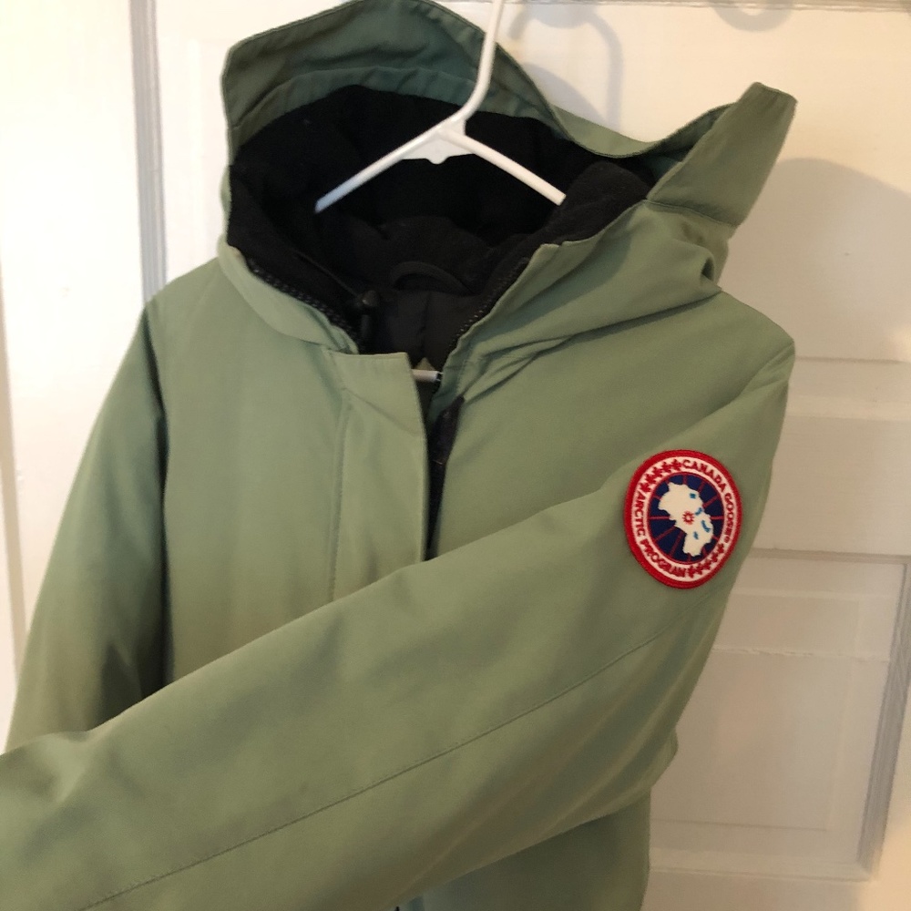 Canada Goose Victoria Parka EUC Light Green XXS
